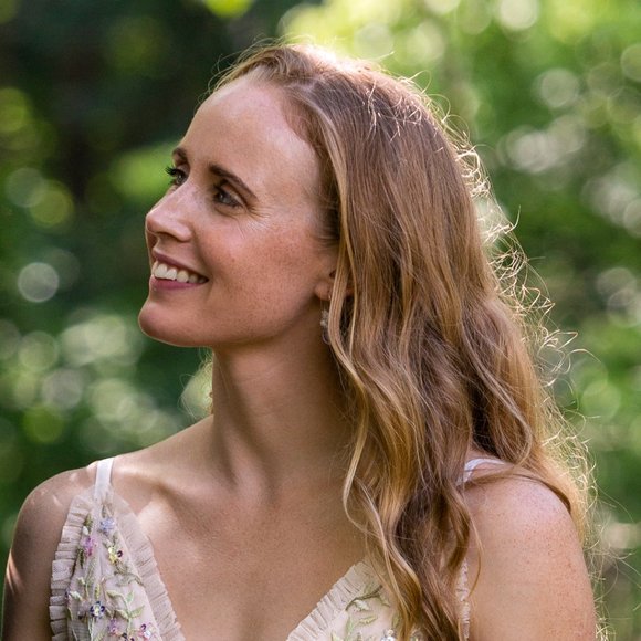 Meet your Posher, Maureen - Picture 1 of 1